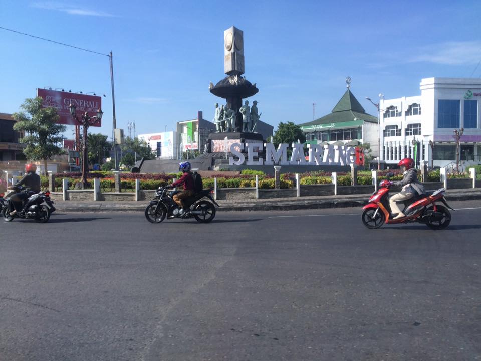 Semarang, Crowne Plaza